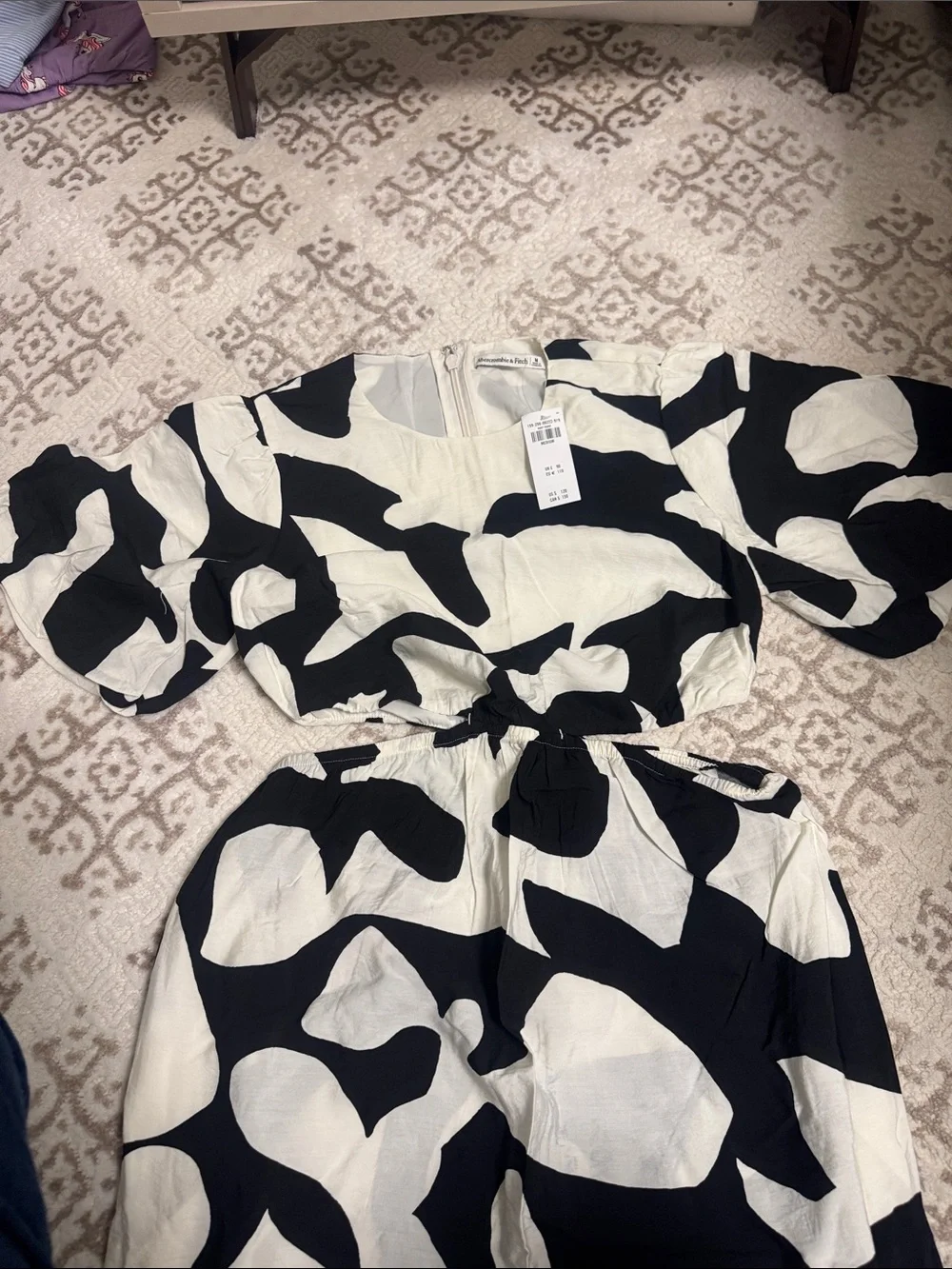 Abercrombie & Fitch Black and White Abstract Maxi Dress